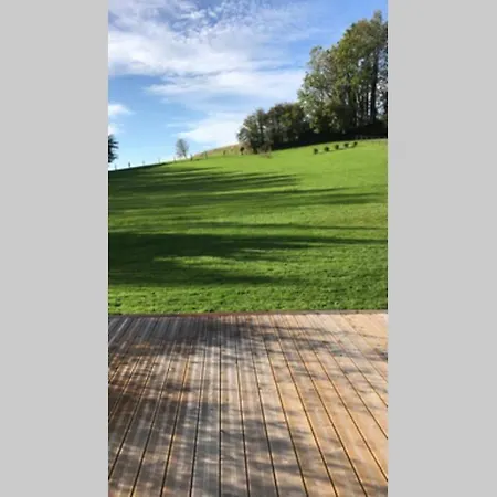 Holiday home Le Bonheur En Pente Douce
